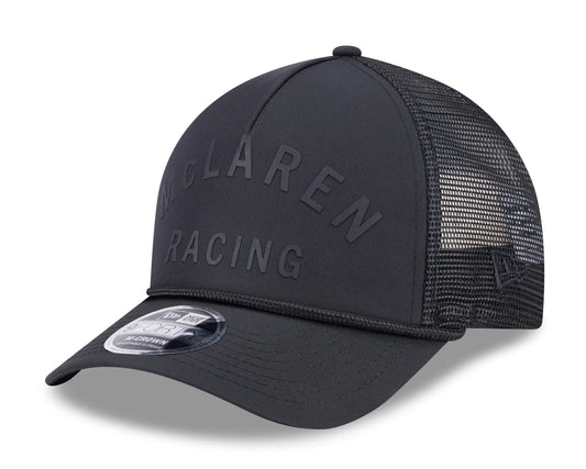 McLaren F1 Gorra Full Black Minimalist Trucker M-Crown