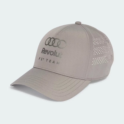 Gorra F1 Audi Revolut Gris 2026