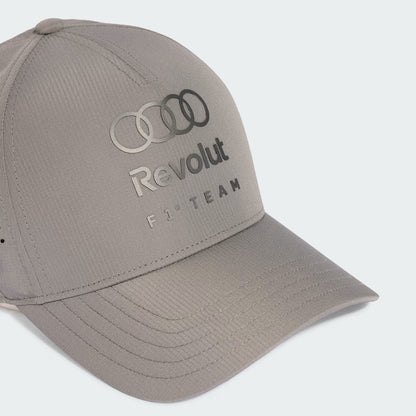 Gorra F1 Audi Revolut Gris 2026