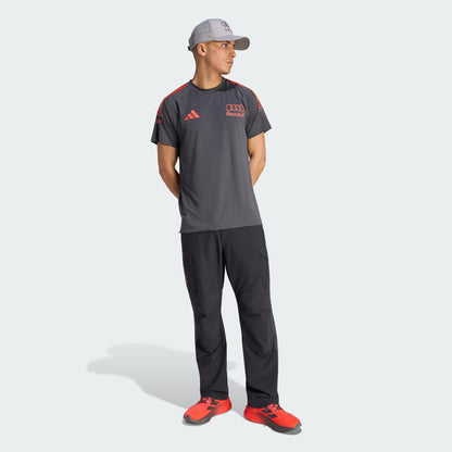 Playera F1 Audi Gris Oscuro 2026
